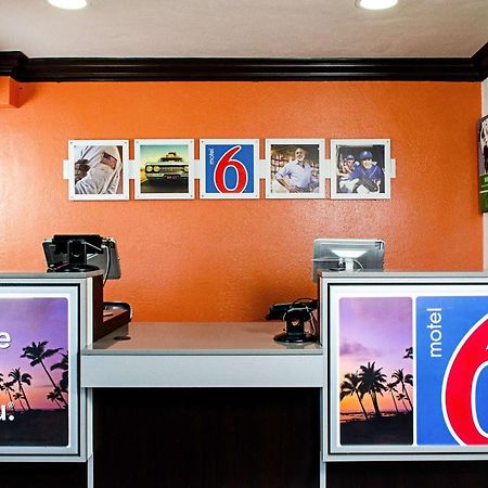 Motel 6-Modesto, Ca - Downtown Экстерьер фото